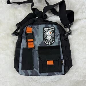 Call of Duty Black Ops 4 Bag Tactical Sling Messenger Gray Camo Activision